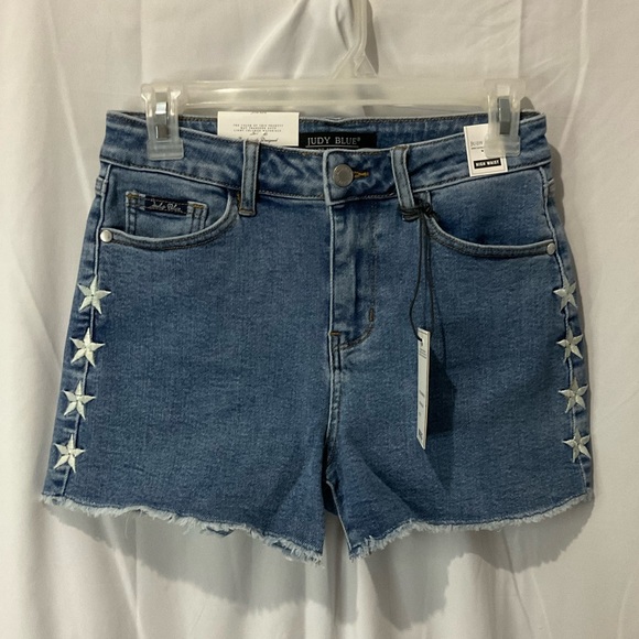 Judy Blue Pants - Judy Blue Women’s Medium Wash Star Embroidered Cut Off Shorts Small 2-4 NWTO